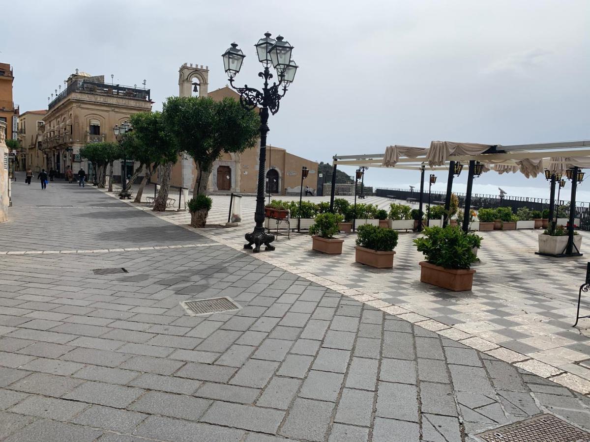 Panoramic Taormina Bay View公寓 外观 照片